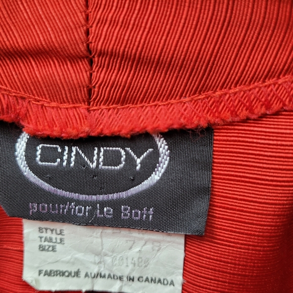 Vintage Gorgeous Red 2 pc dress, like new condition, Dry Cleaned - Picture 11 of 14